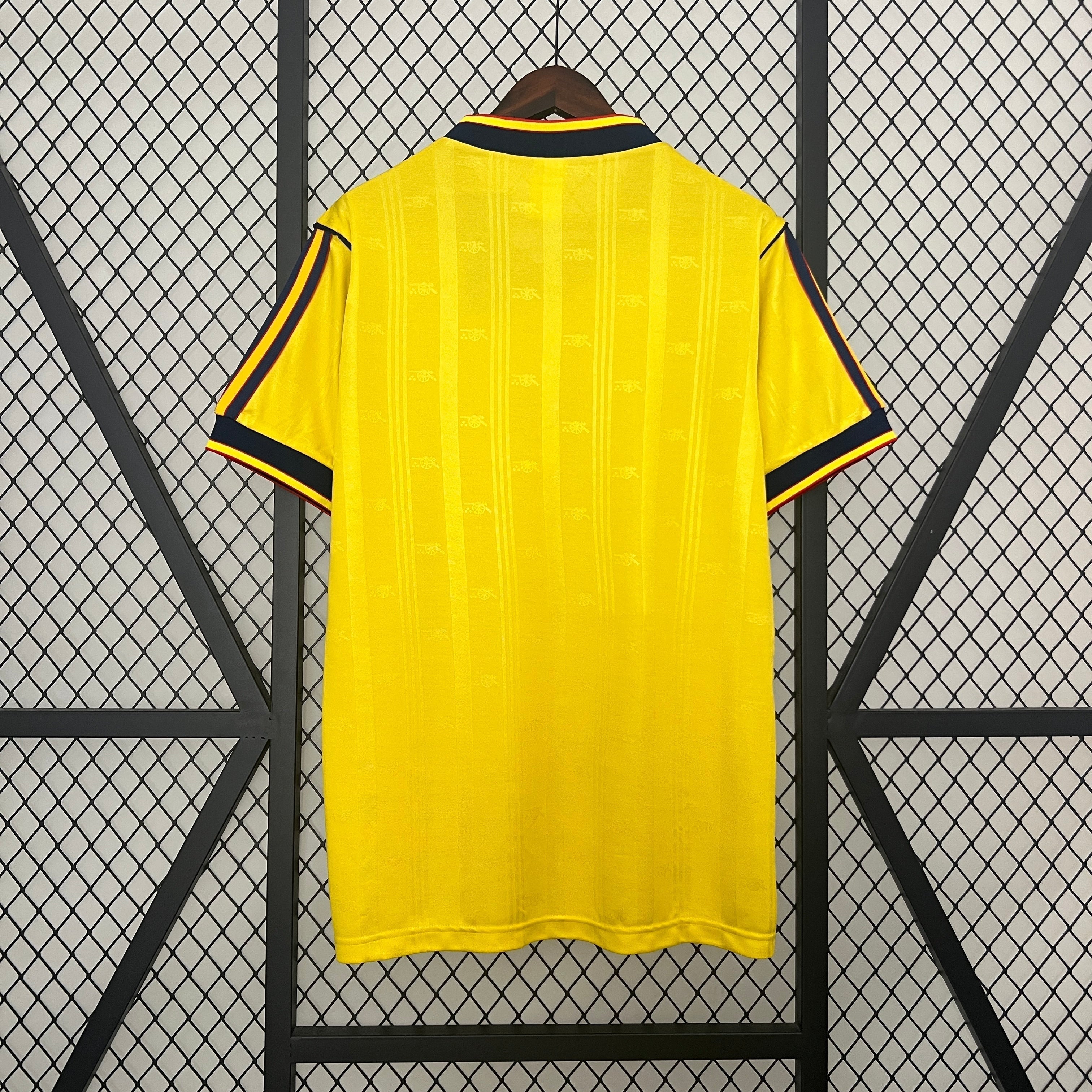 Camiseta retro de visitante del Arsenal 1986/87