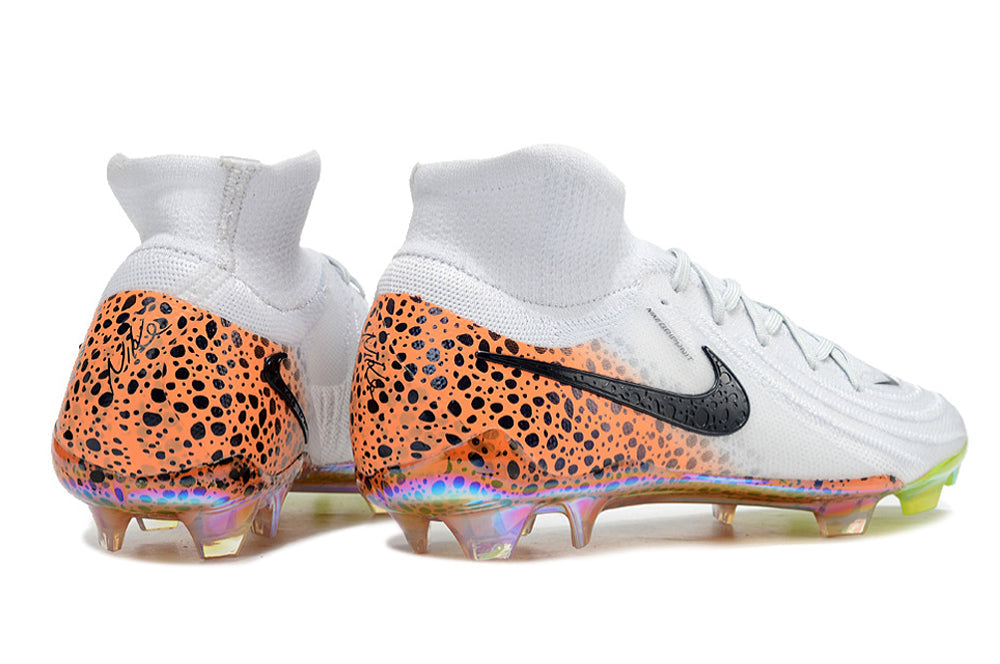 Botas de fútbol Phantom Luna Elite
