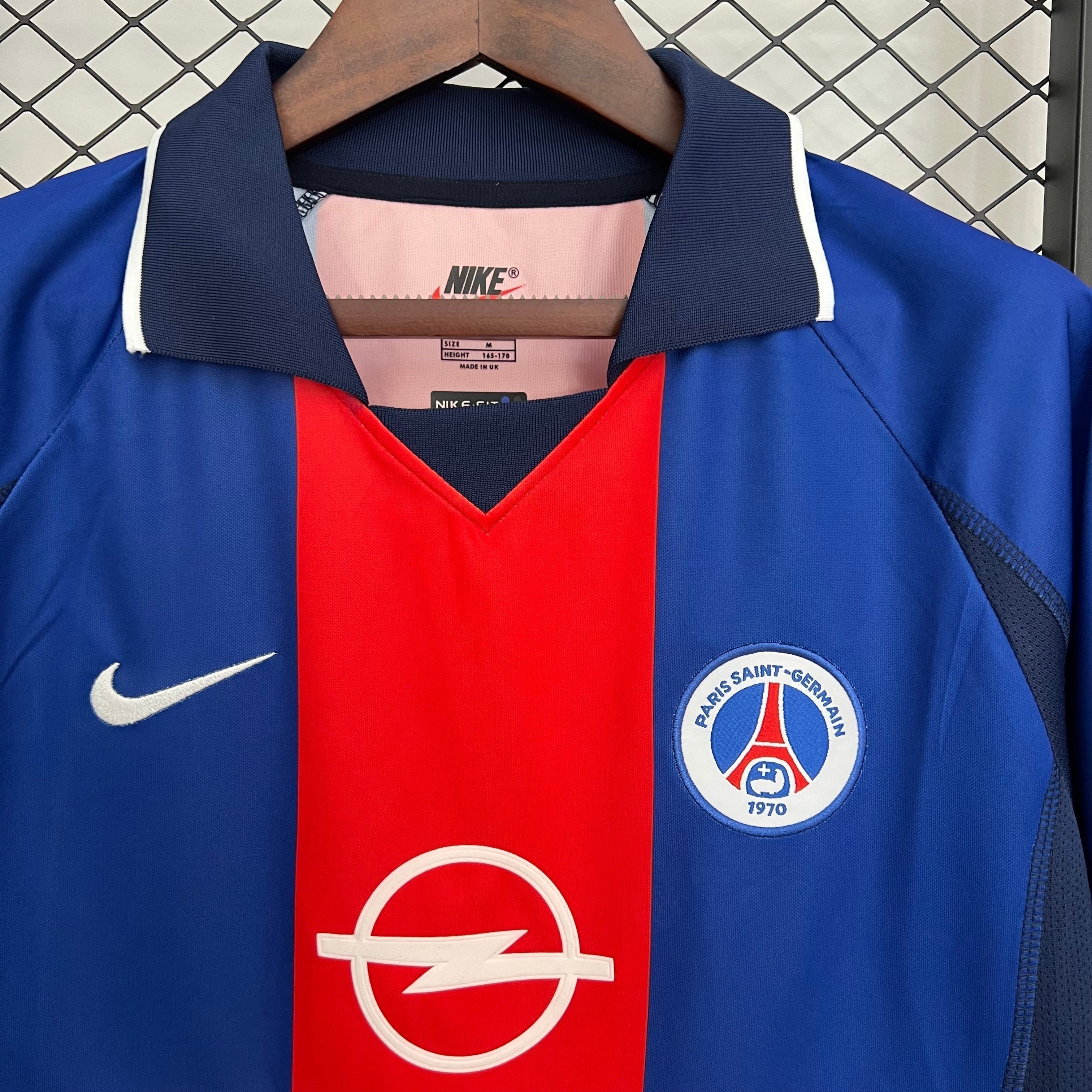 Camiseta retro del PSG de la temporada 2000/01