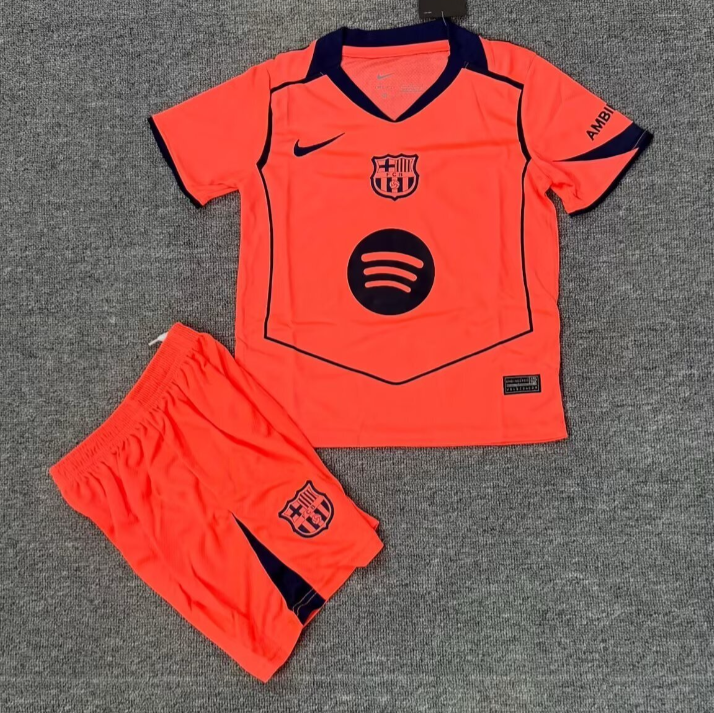Conjunto infantil Barcelona Tercera 25/26