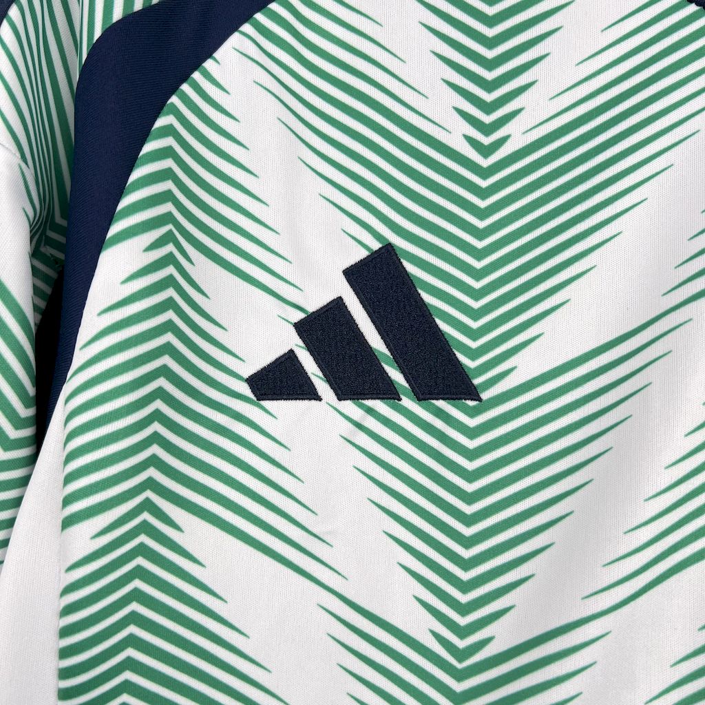 Camiseta de visitante del New England Revolution 2025/26