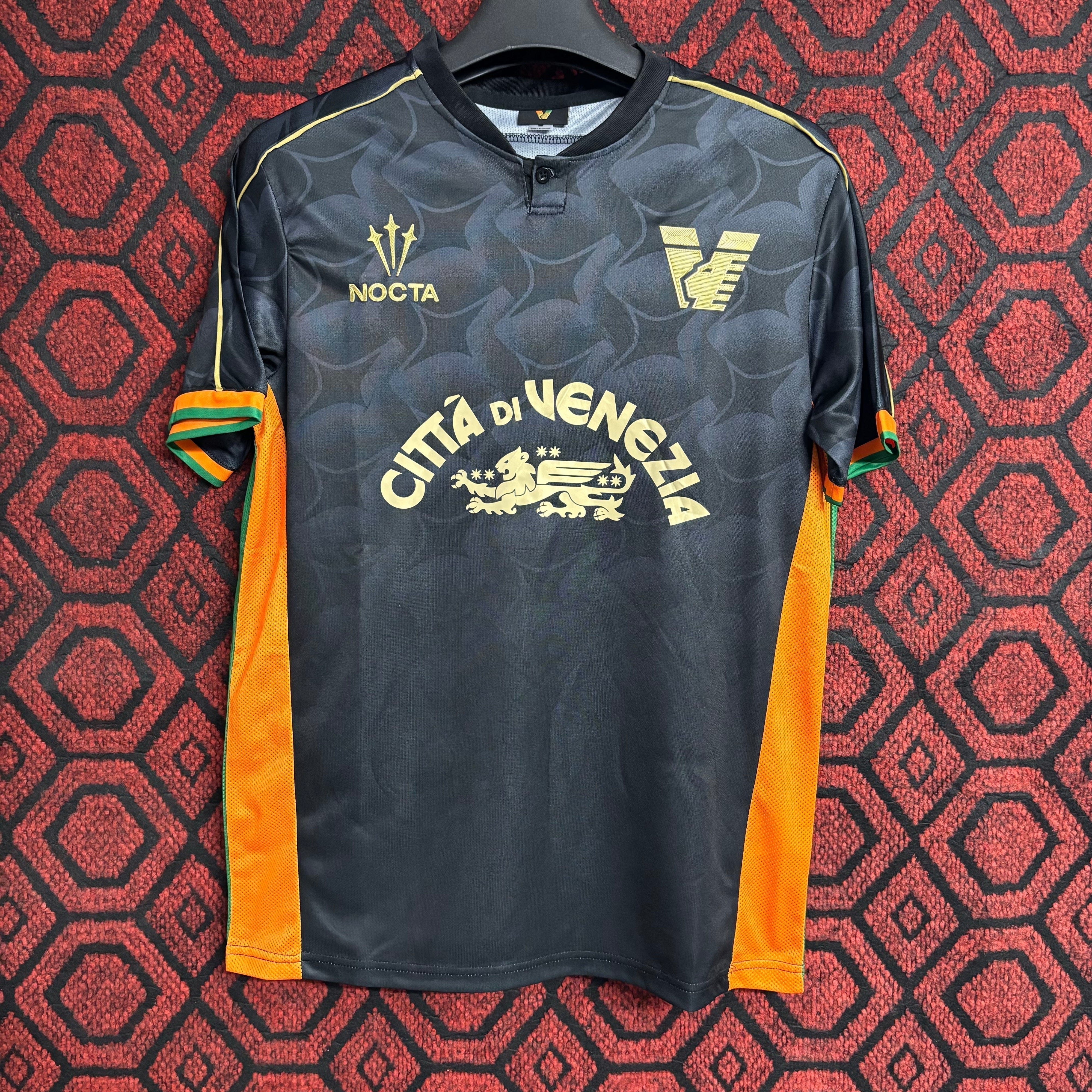 Camiseta especial de local del Venezia 24/25