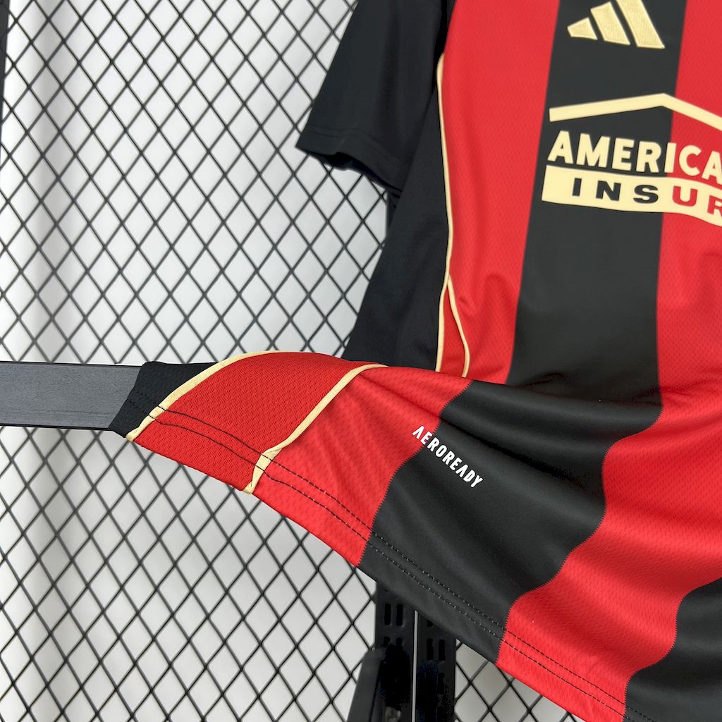 Camiseta local del Atlanta United 2025/26