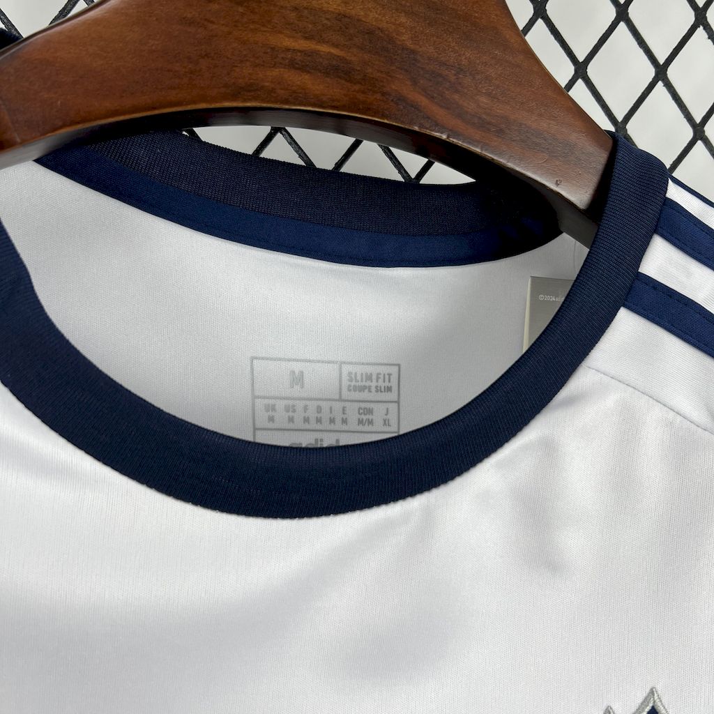 Camiseta local del Vancouver Whitecaps FC para la temporada 2025/26