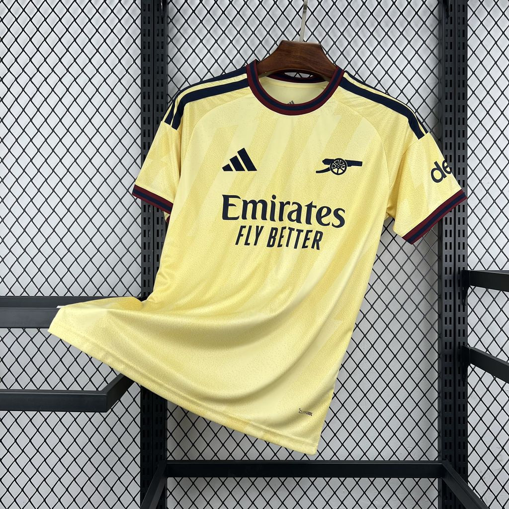 Tercera equipación del Arsenal 2026/2027
