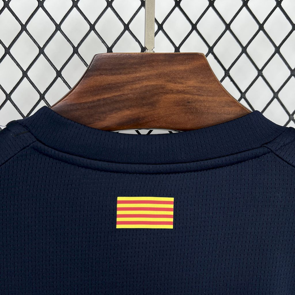 Tercera equipación del Girona 2025/26