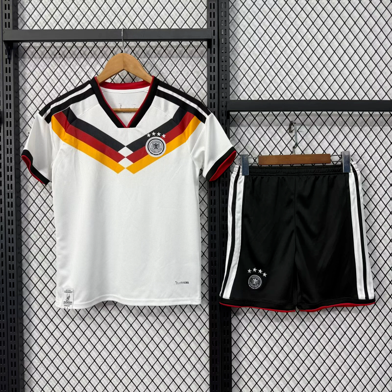 Conjunto infantil 25/26 Alemania Hogar