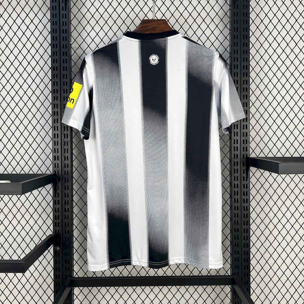 Camiseta especial del Newcastle United 2025/26