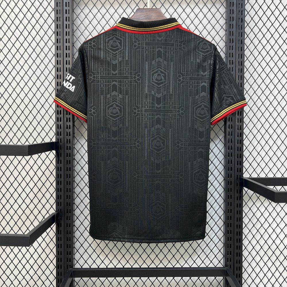 Diseño conceptual de la camiseta del Arsenal para la temporada 2025/2026