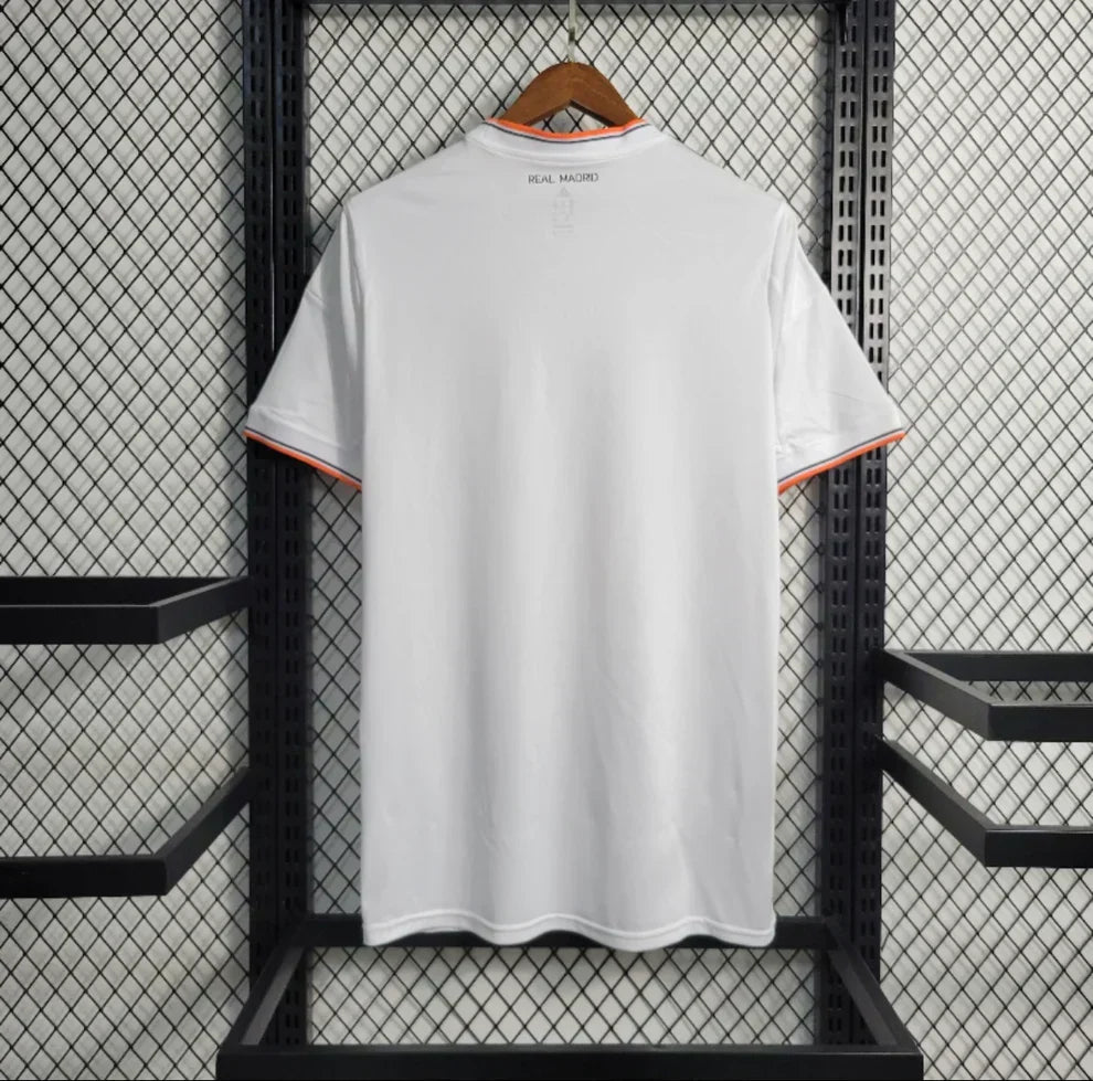 Camiseta retro del Real Madrid (temporada 13/14)