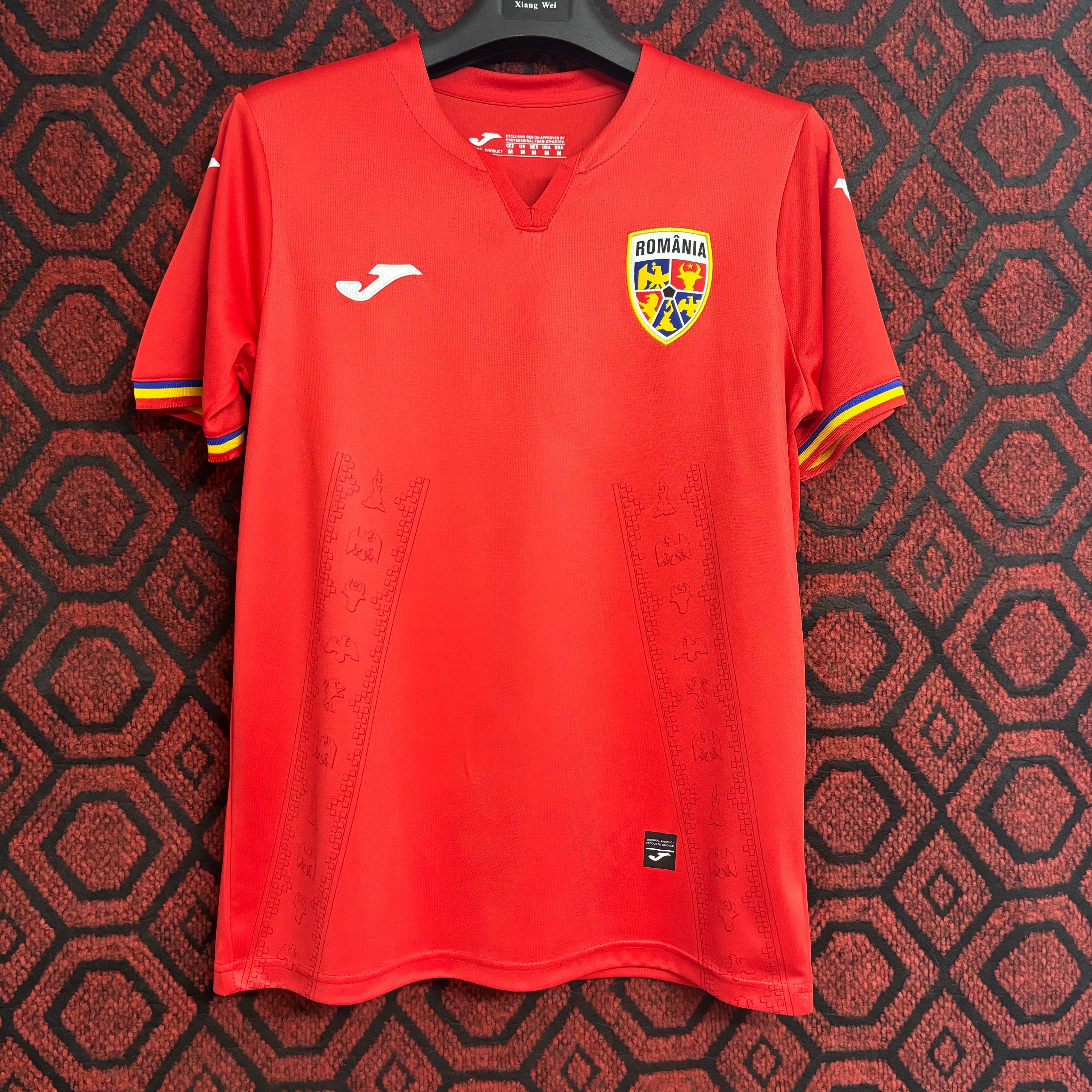 Camiseta de visitante de Rumania 24/25