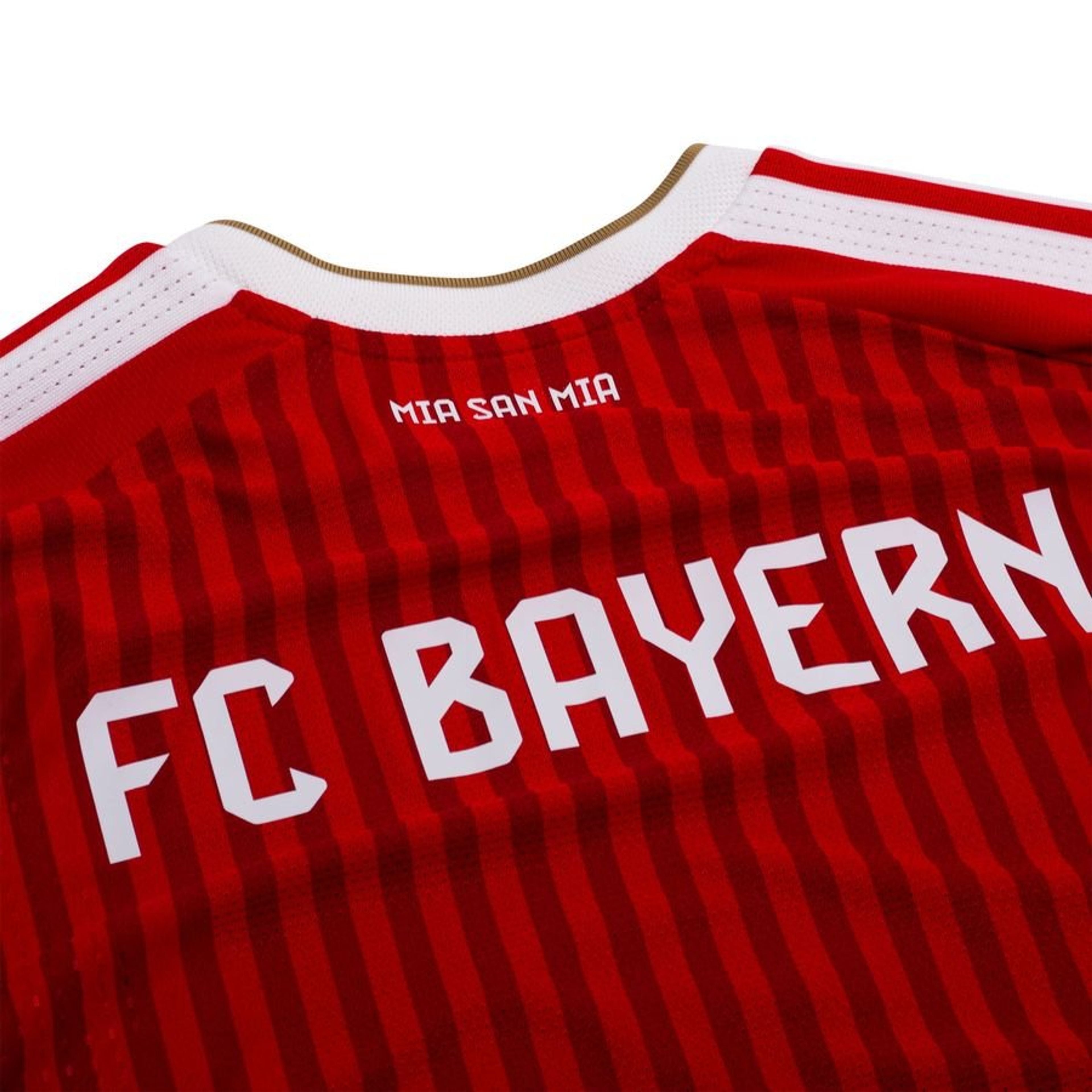 Camiseta local del Bayern de Múnich 2026/27