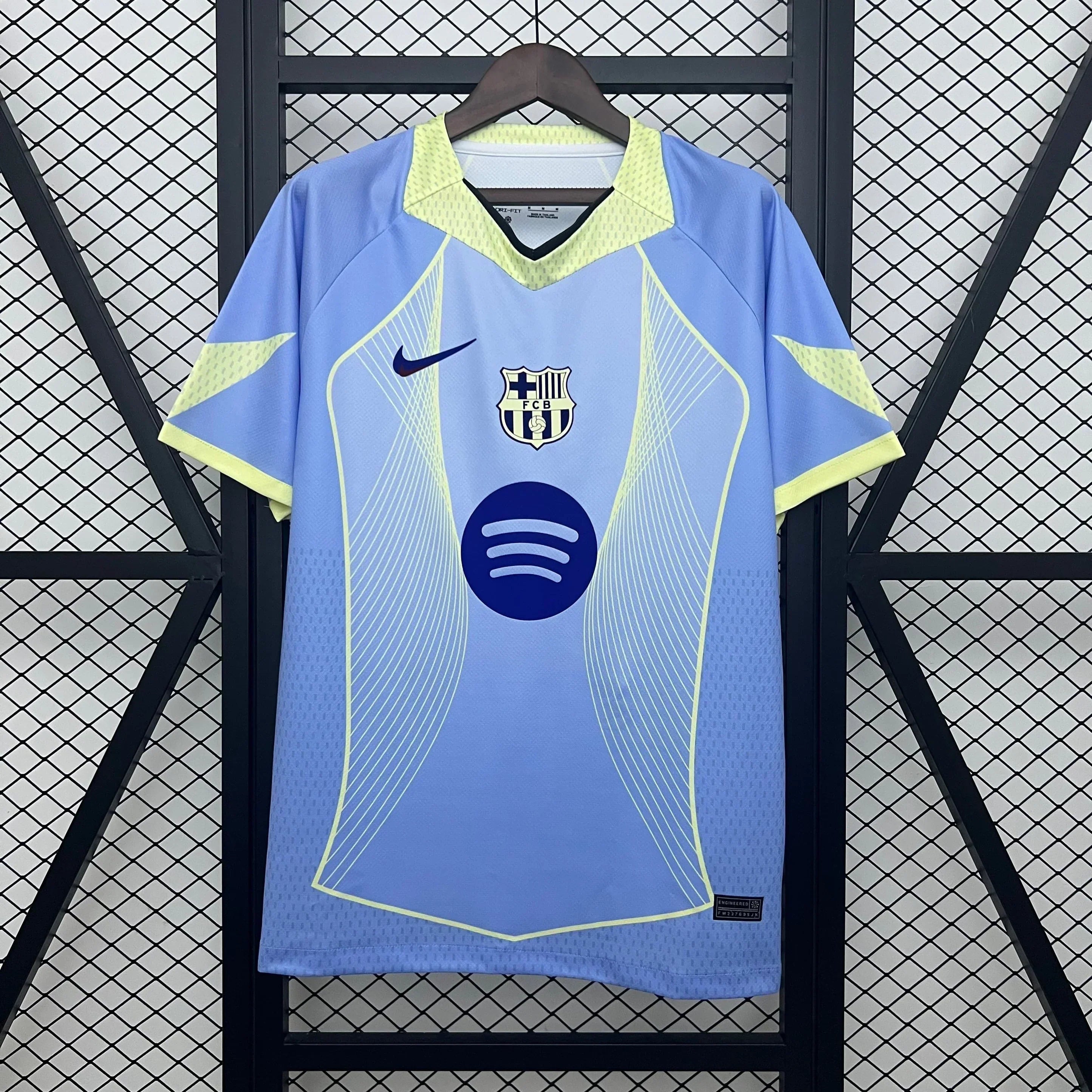 Camiseta azul celeste edición especial del Barcelona 25/26