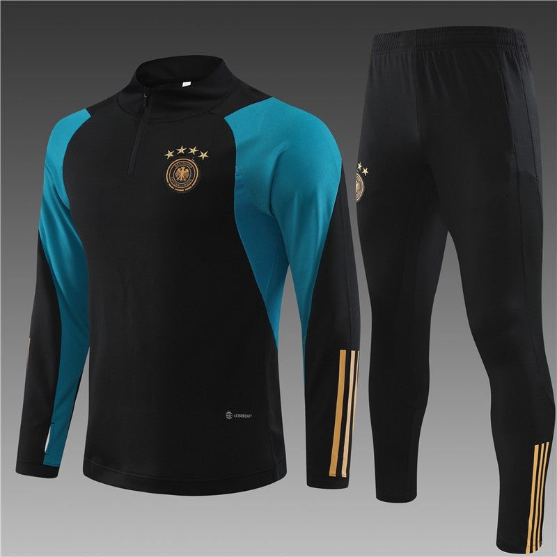 Equipación azul y negra de Alemania 2023-2024