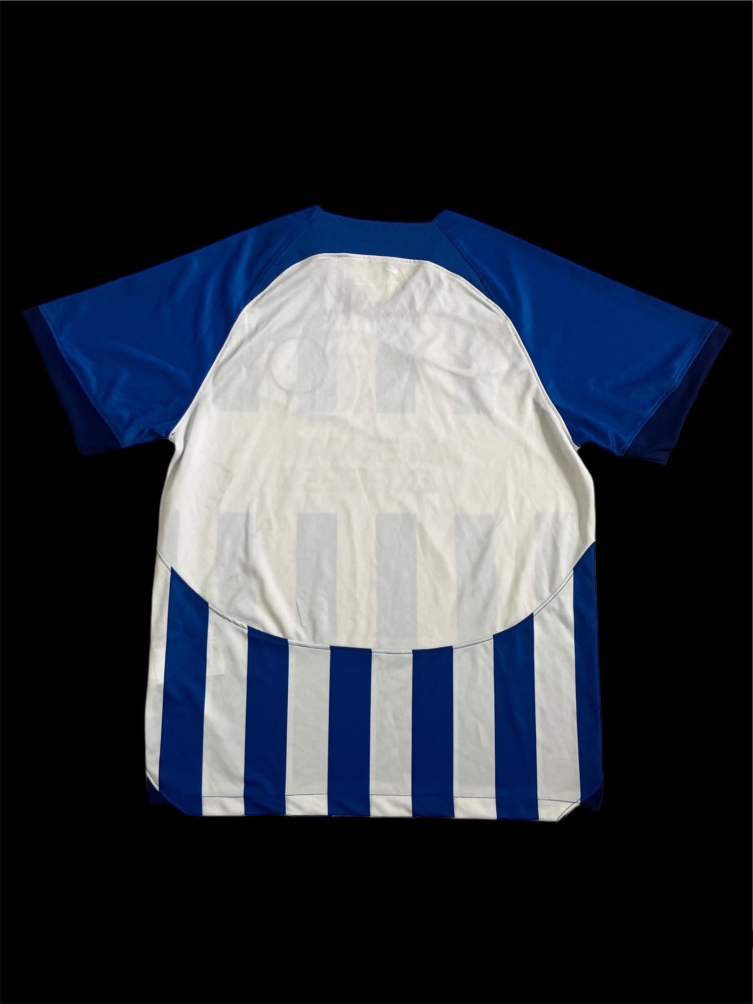Equipación local del Brighton 2023/24