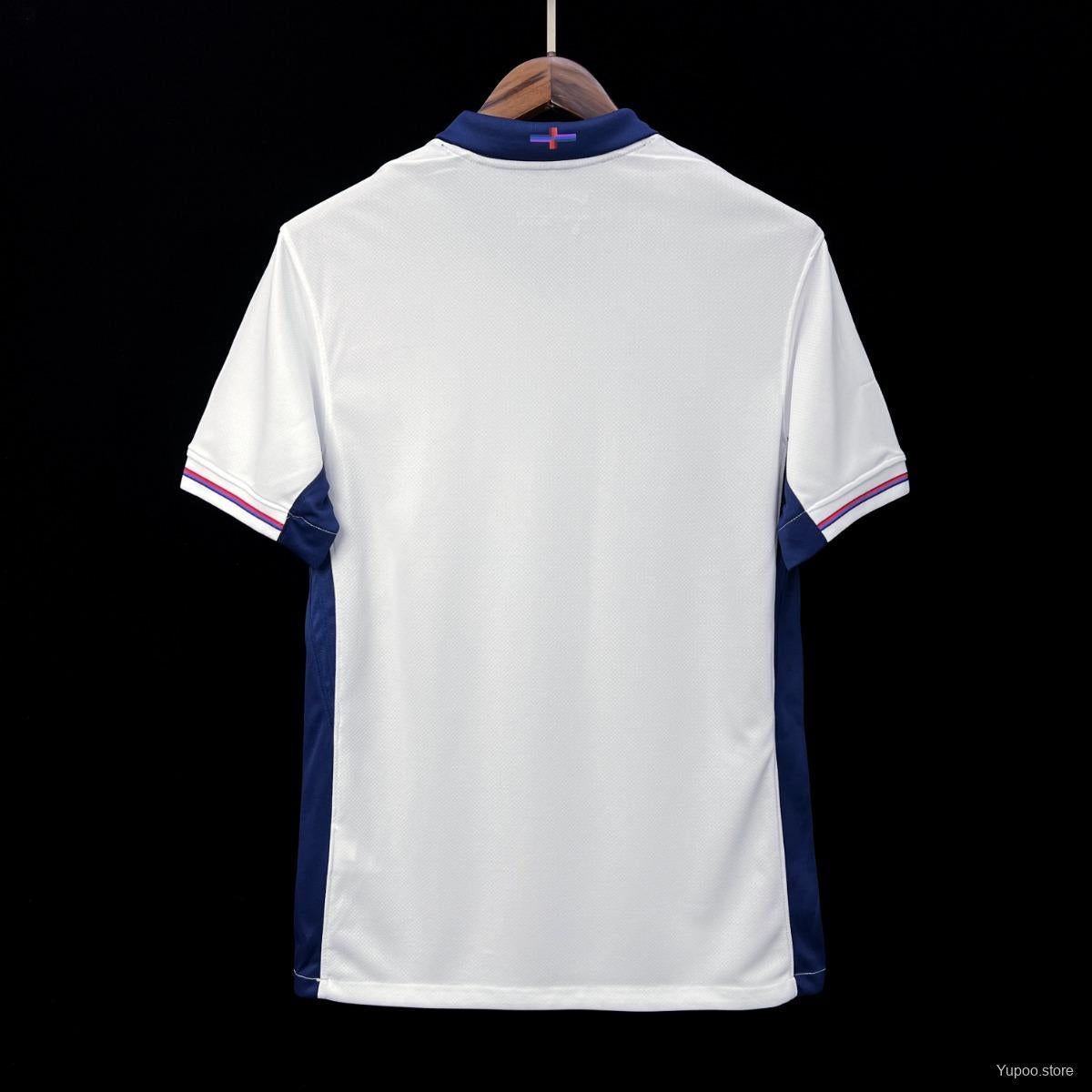 Equipación local de Inglaterra 2023/24
