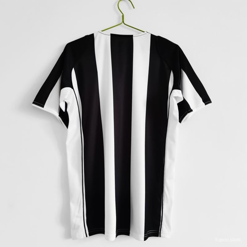 Camiseta retro de la Juventus (local) 2004-2005