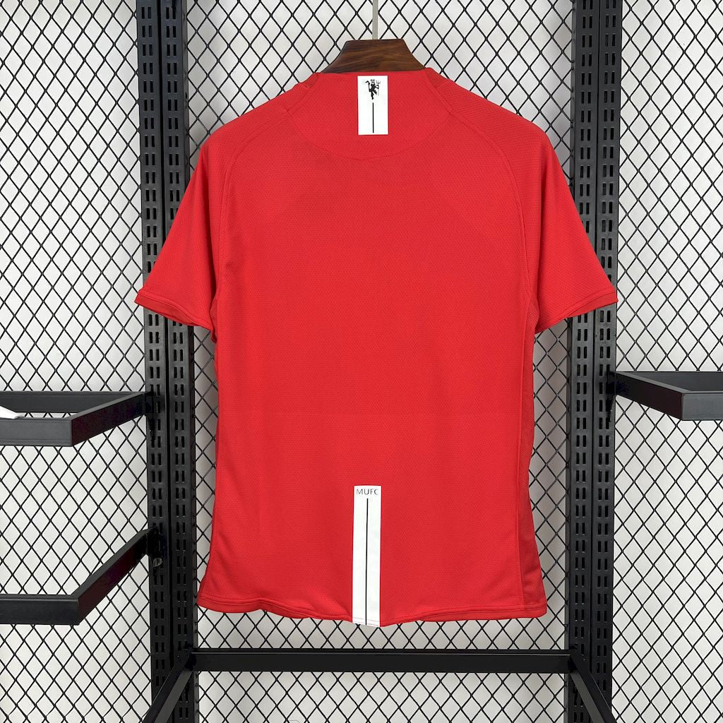 Camiseta retro del Manchester United para la temporada 2007/08.