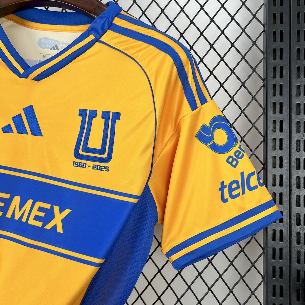 Camiseta de local de Tigres 2025/26