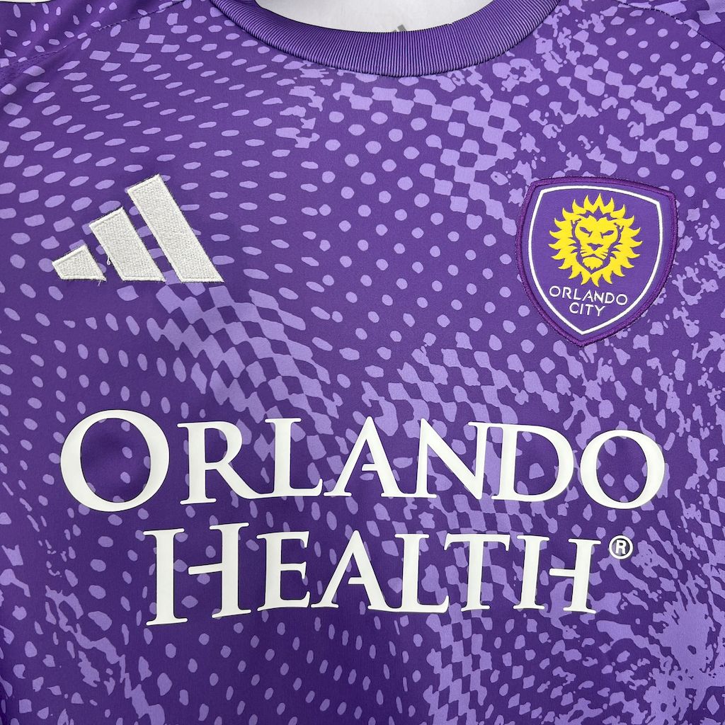 Camiseta local del Orlando City 2025/26
