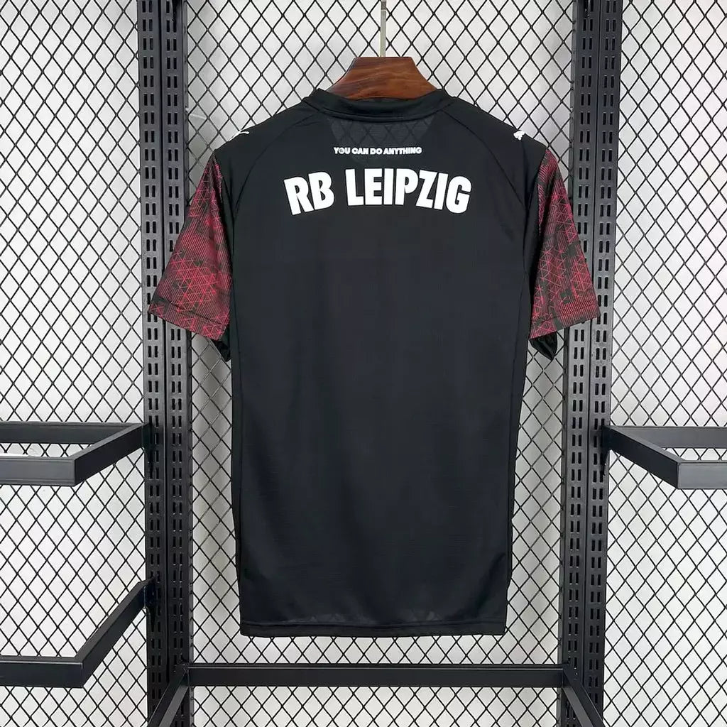 Tercera equipación del RB Leipzig 2025/26