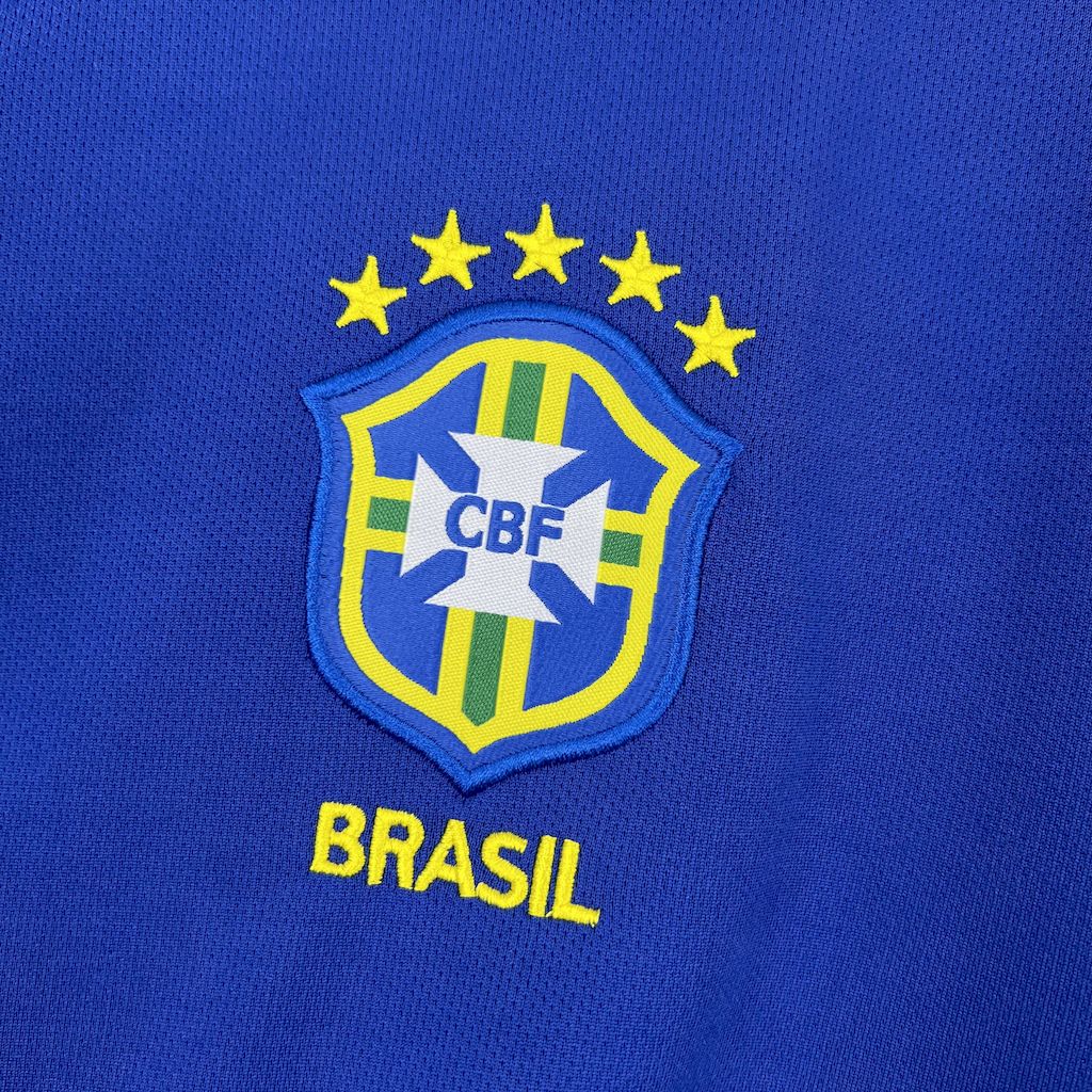Camiseta retro de visitante de Brasil 2004/05