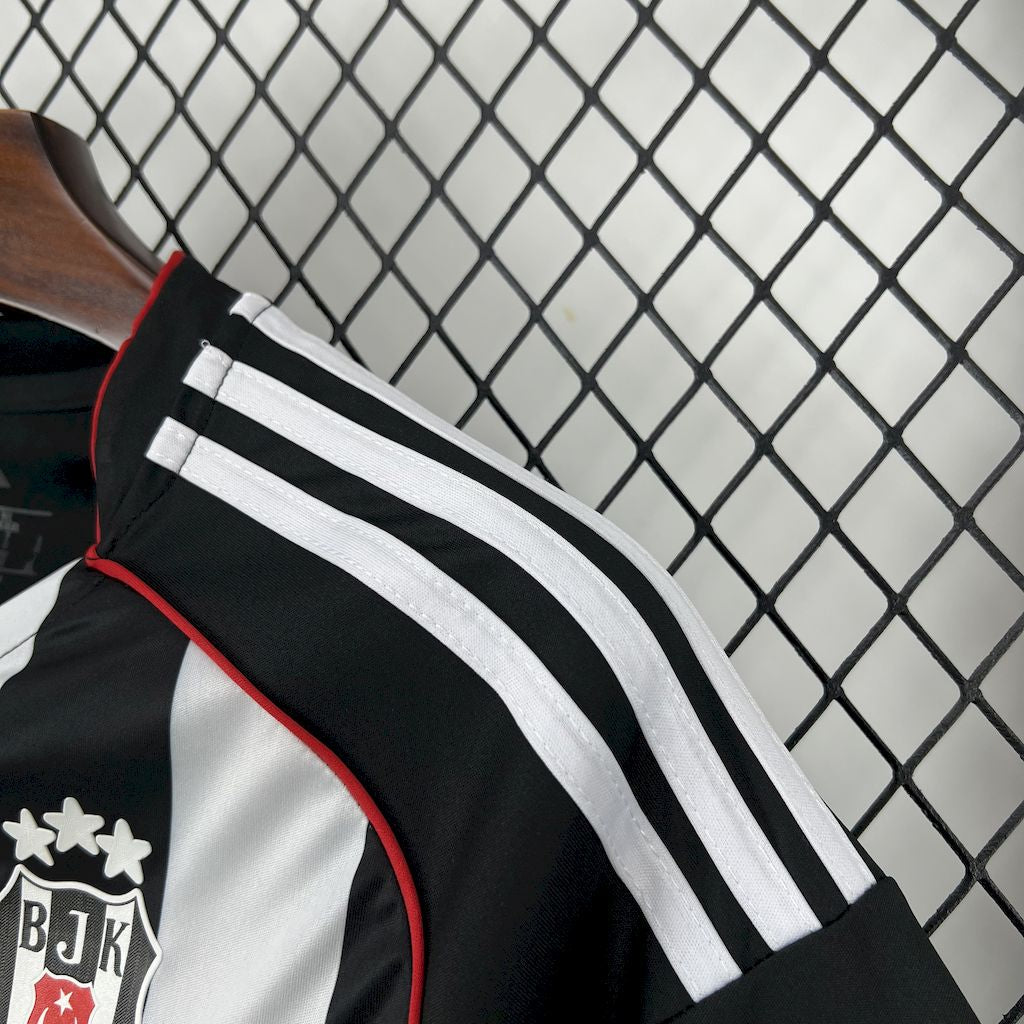 Camiseta visitante del Besiktas 2025/26