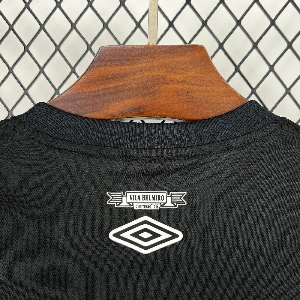 Camiseta negra del Santos Concept 2025/26