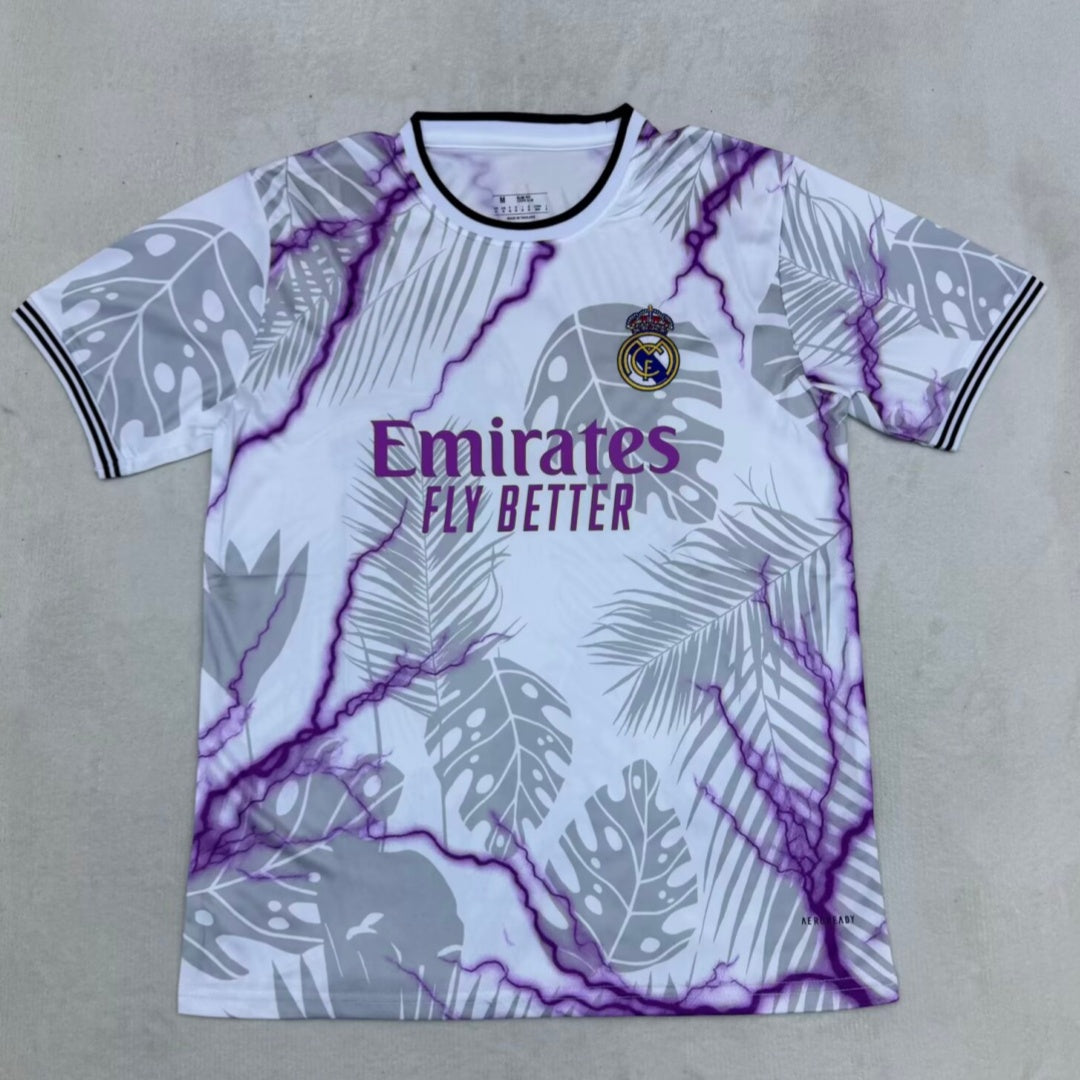 Camiseta especial morada del Real Madrid 25/26