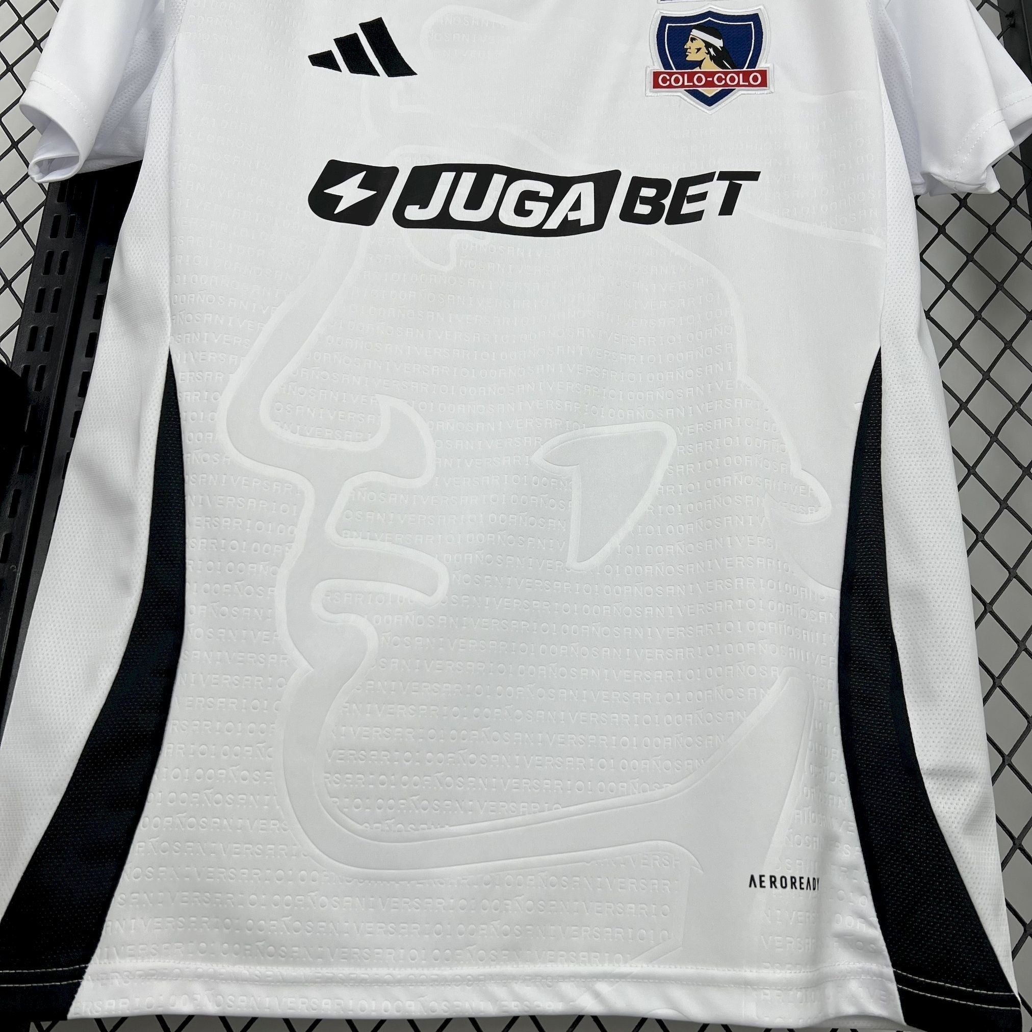 Camiseta local del Colo Colo 2025/26
