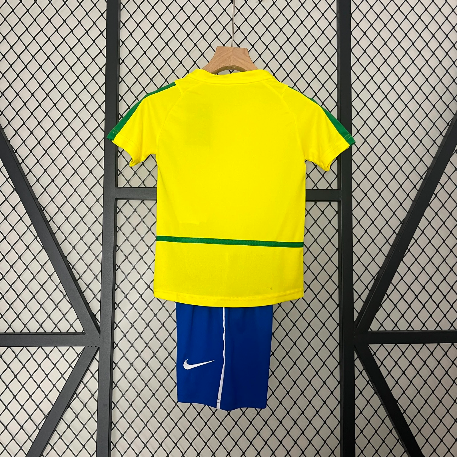Conjunto infantil 24/25 Brasil