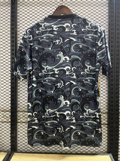 Camiseta especial negra de Japón 24/25