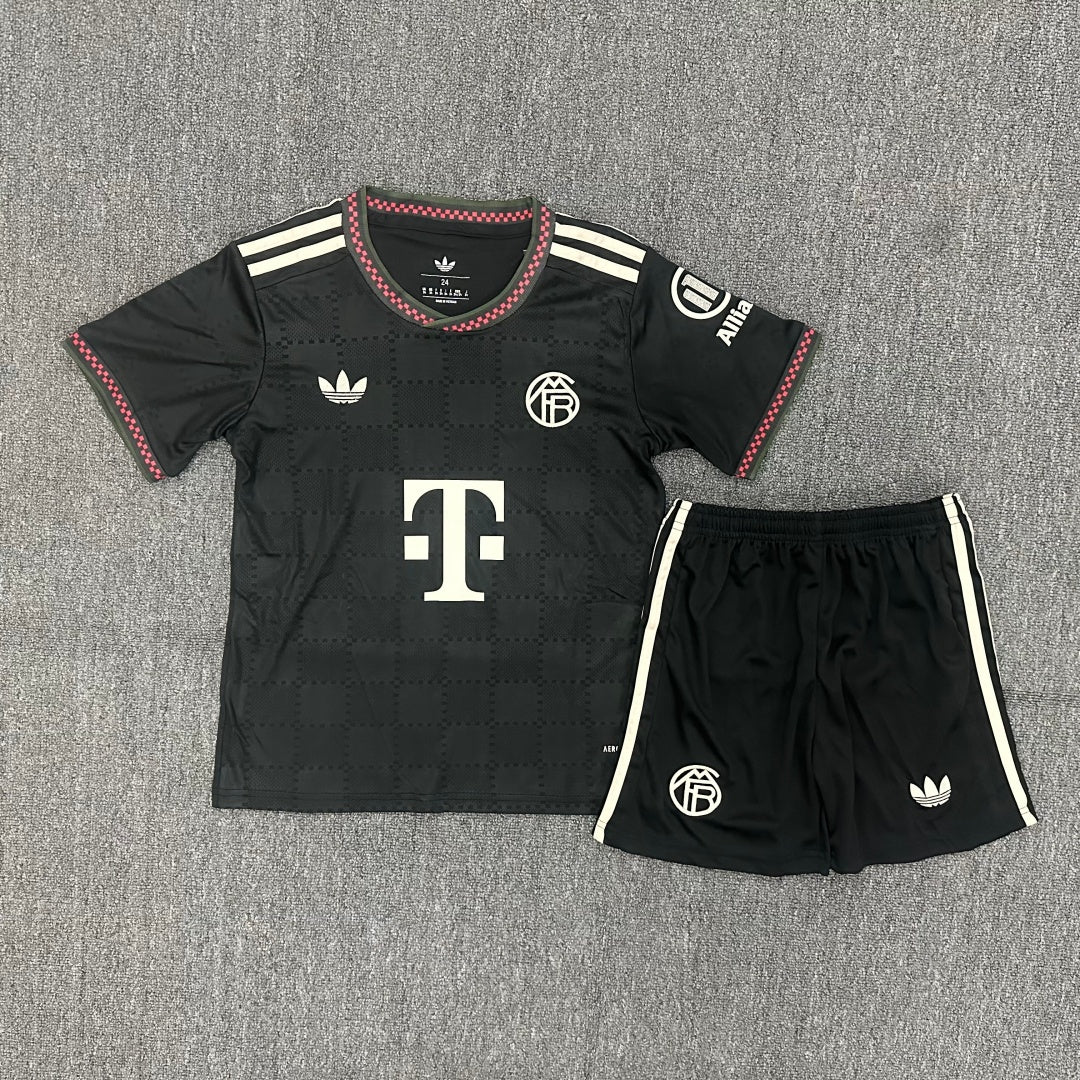 Equipación visitante del Bayern de Múnich para niños, temporada 25/26.