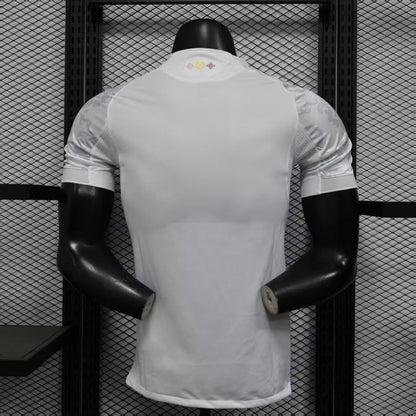 Camiseta especial de jugador del Real Madrid LV 25/26