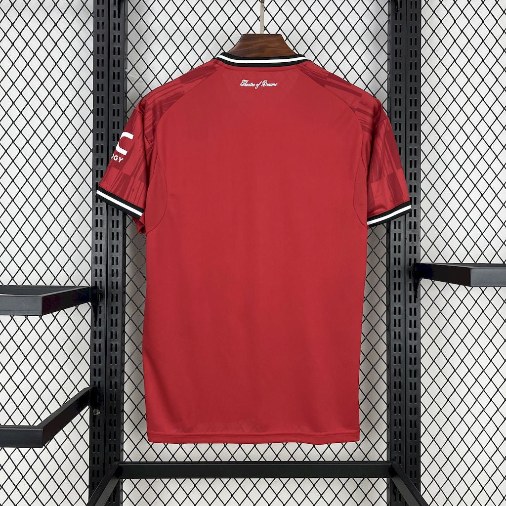 Camiseta local del Manchester United 2025/26
