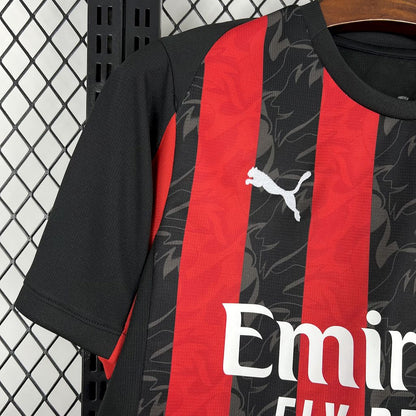 Camiseta local del AC Milan 2025/26