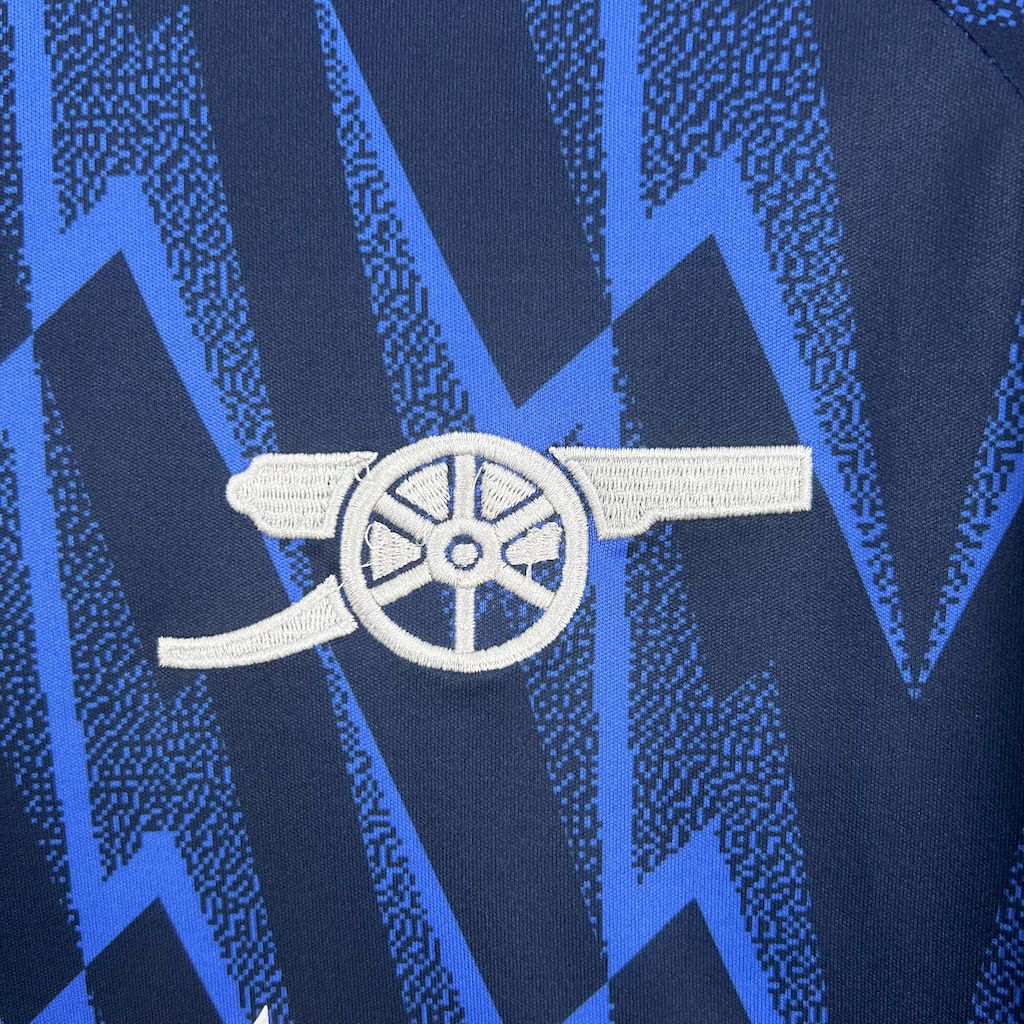 Camiseta de visitante del Arsenal 2025/26