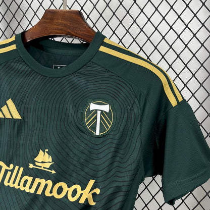 Camiseta local de los Portland Timbers para la temporada 2025/26