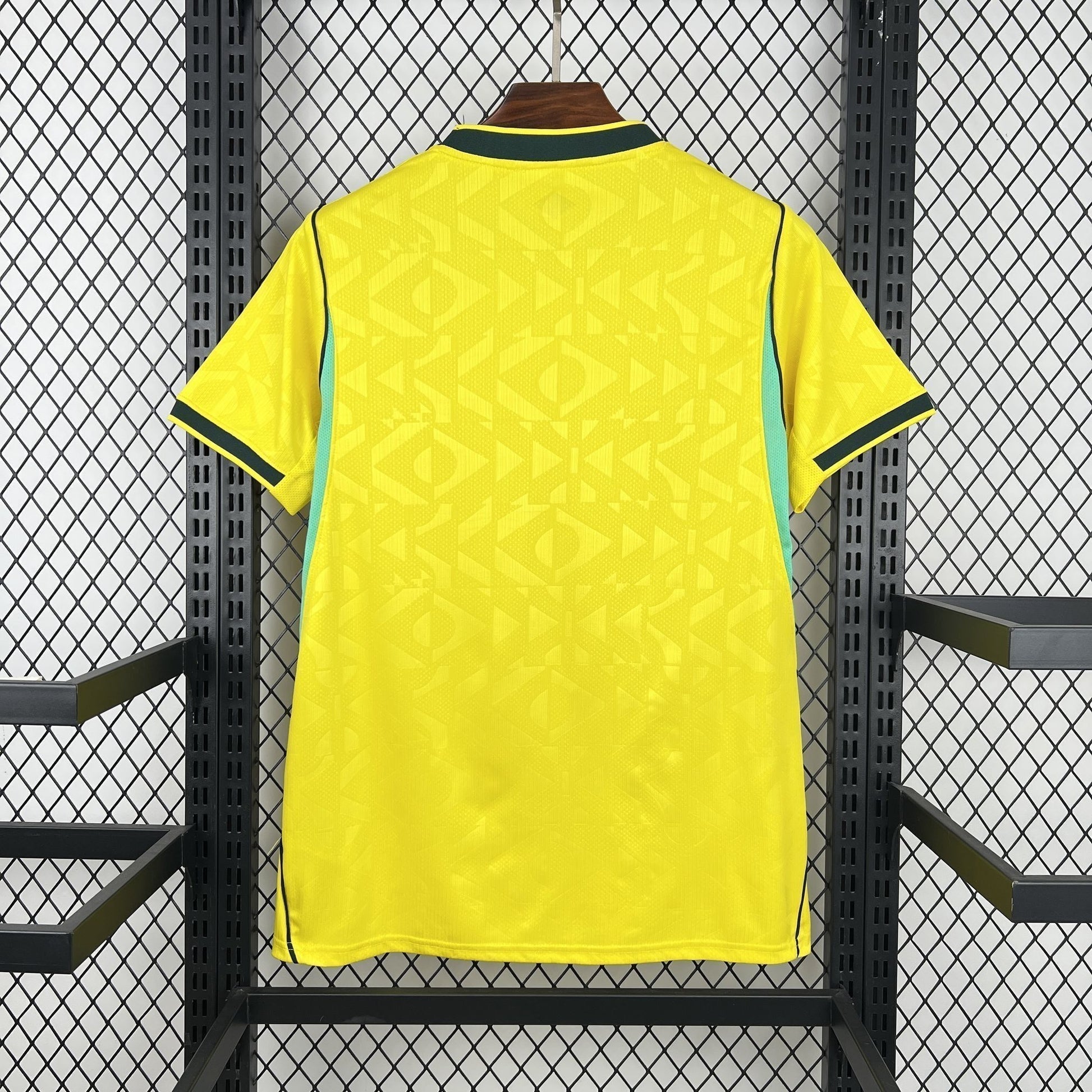 Equipación local de Brasil para el Mundial 2026