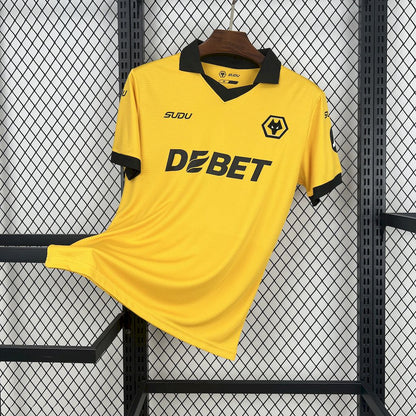 Camiseta local de los Wolves 2025/26