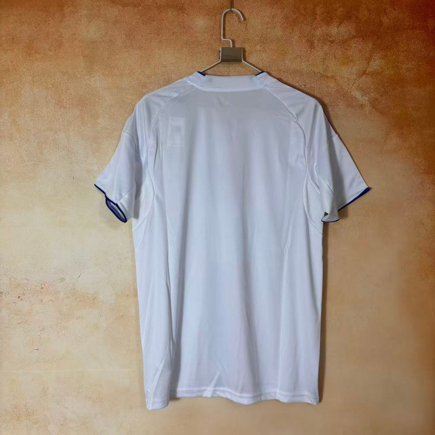 Camiseta local del Lyon 25/26