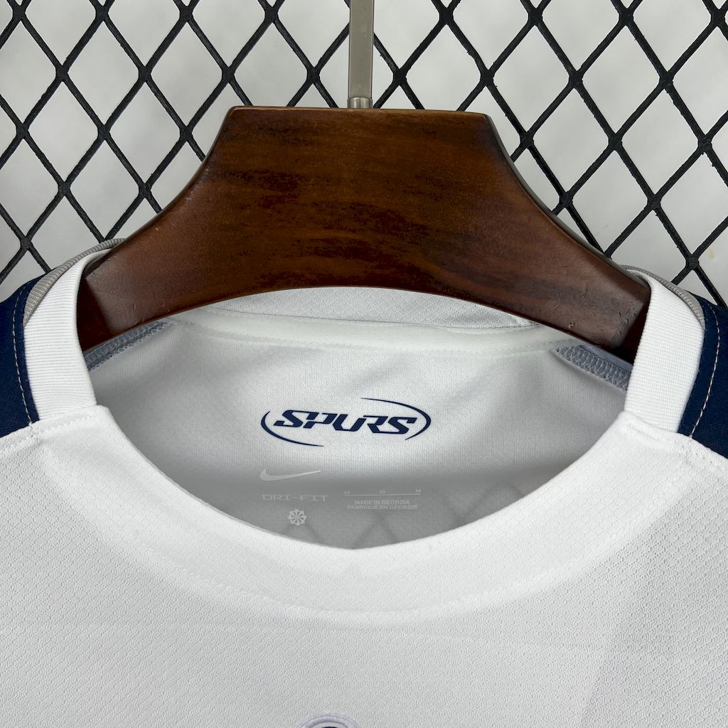 Camiseta local del Tottenham Hotspur 2025/26