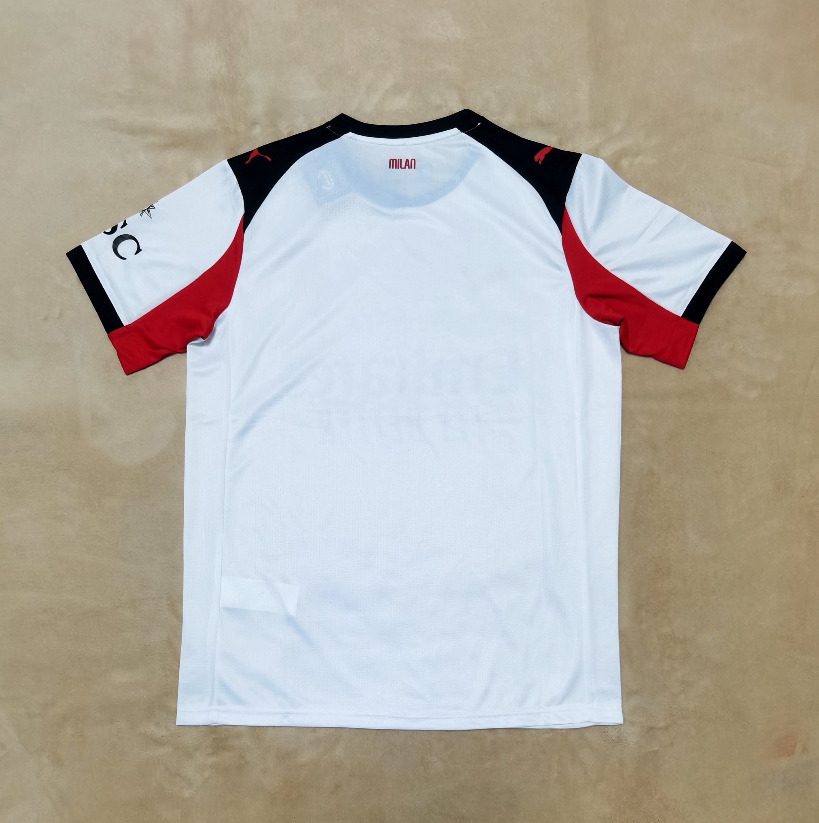 Camiseta de visitante del AC Milan 25/26