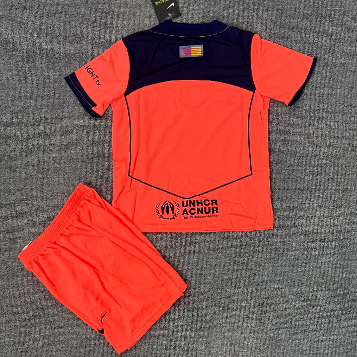 Conjunto infantil Barcelona Tercera 25/26