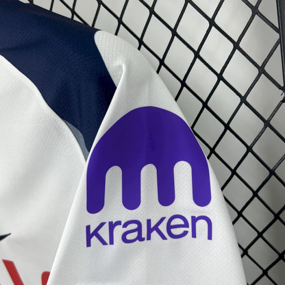 Camiseta local del Tottenham Hotspur 2025/26