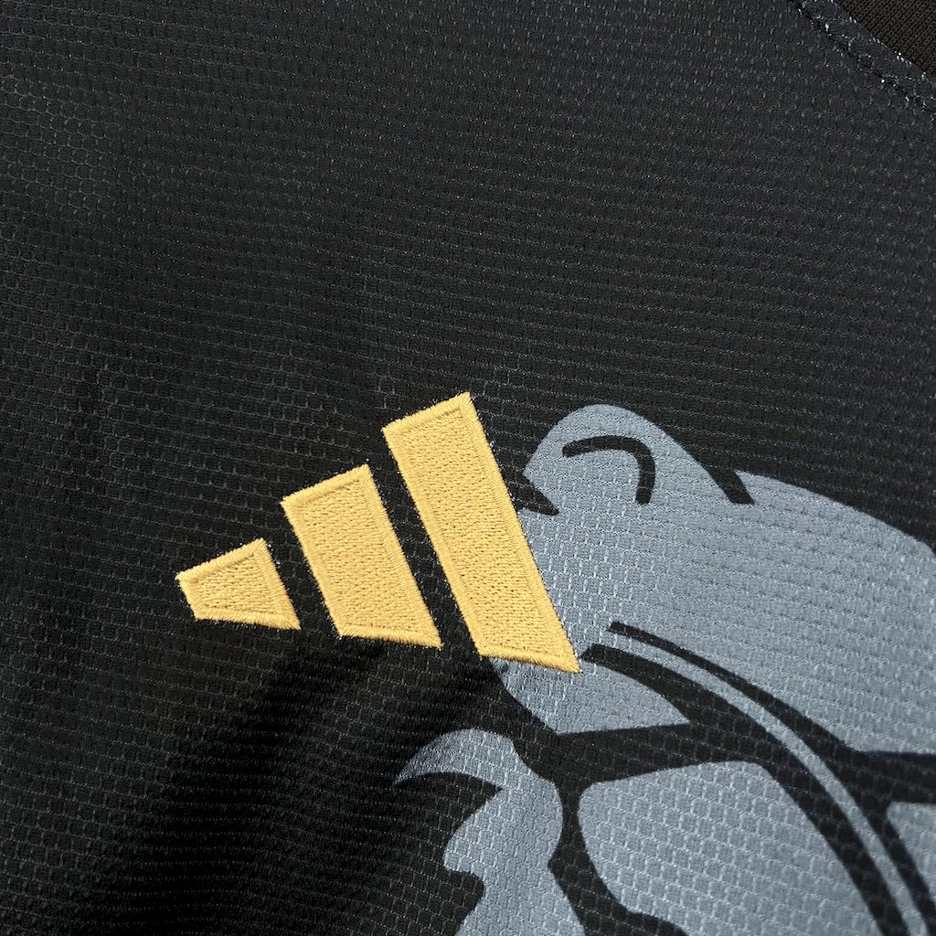 Camiseta especial del Aston Villa 2025/26
