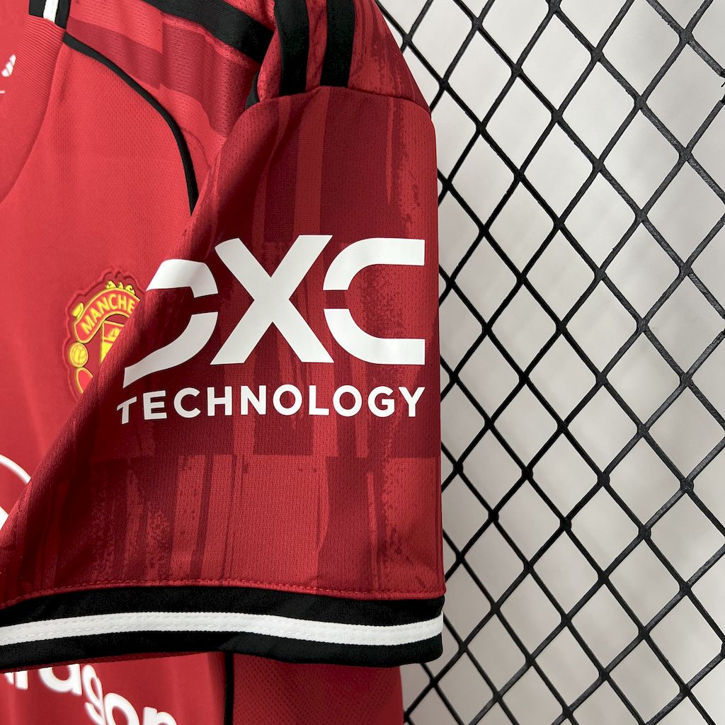 Camiseta local del Manchester United 2025/26
