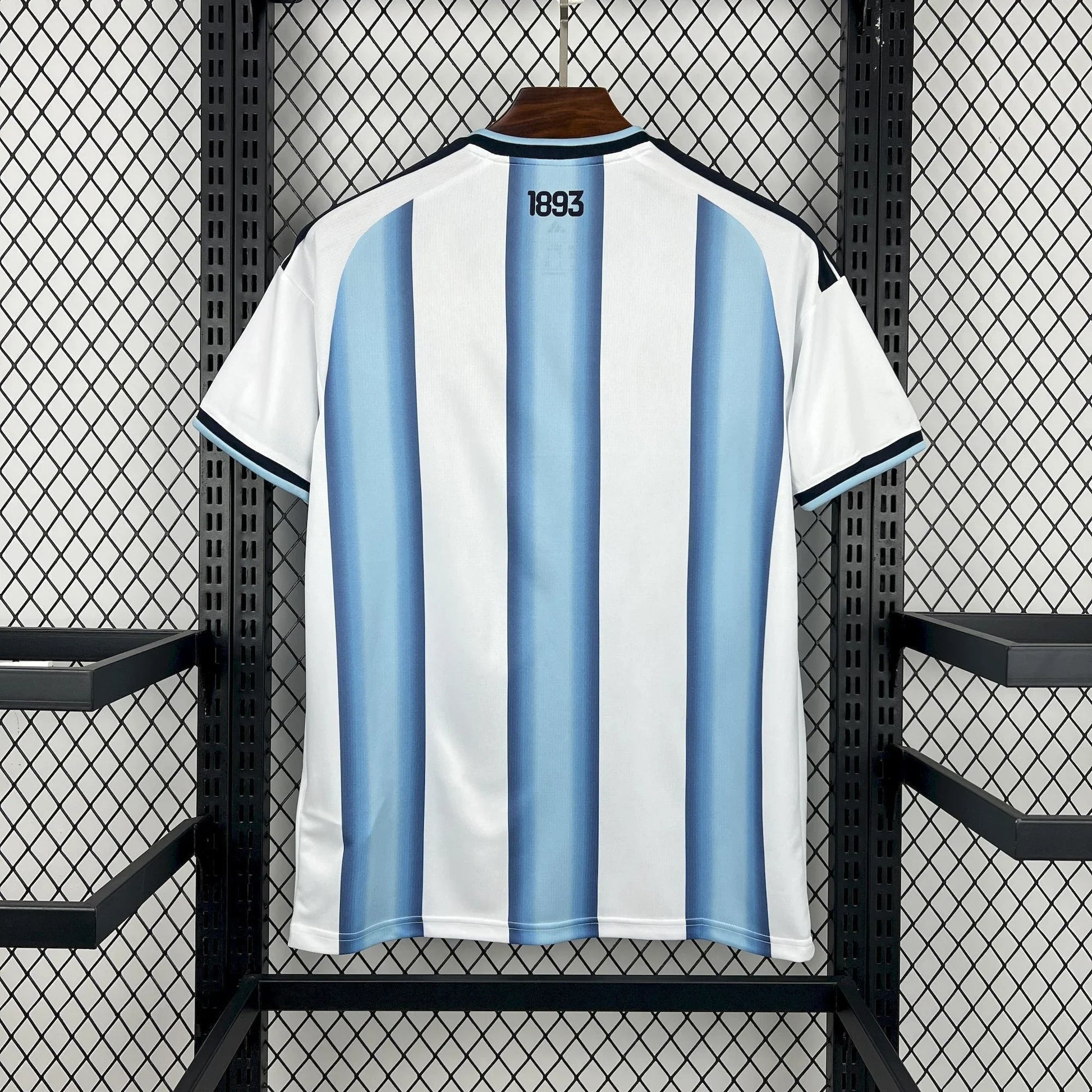Equipación local de Argentina para el Mundial 2026
