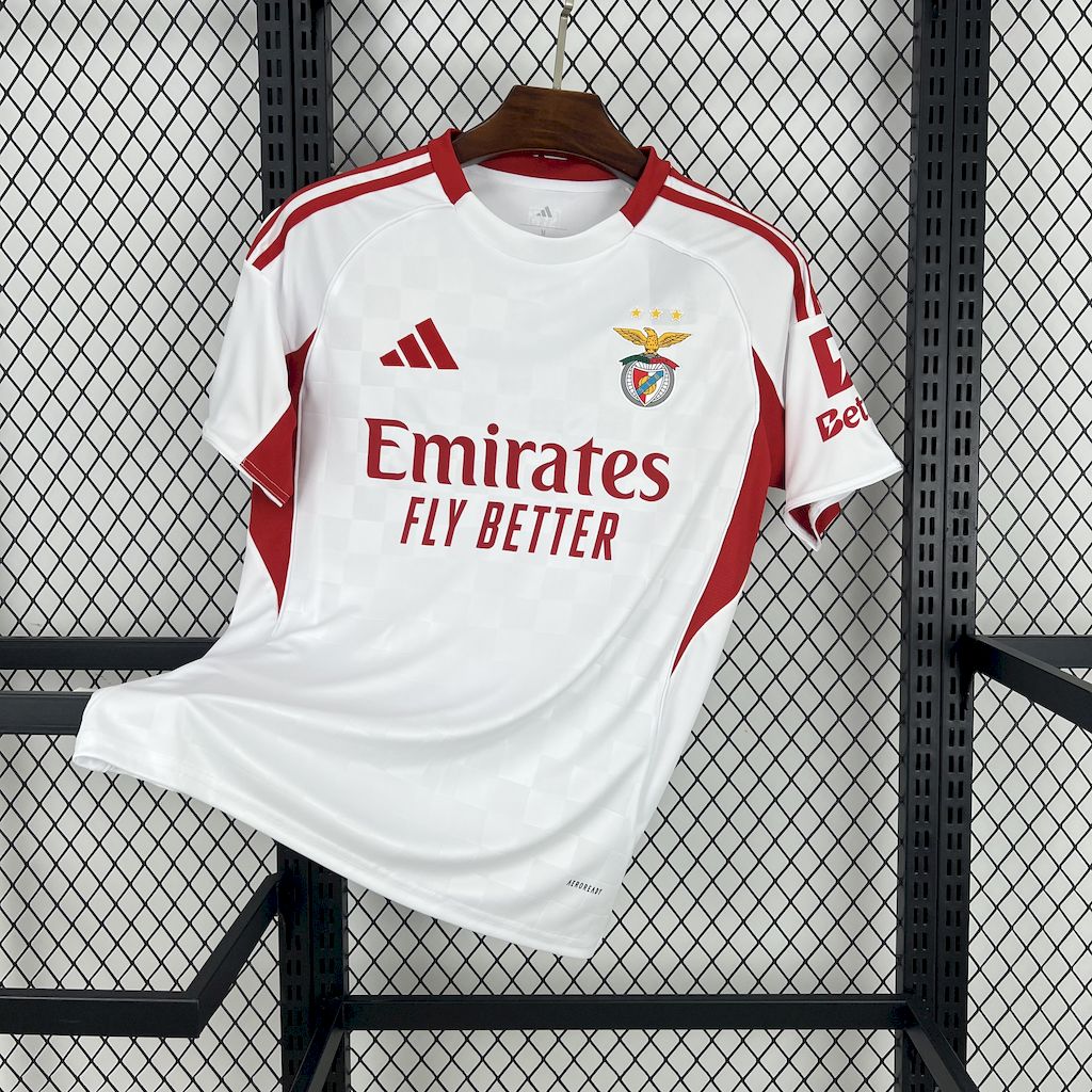 Tercera equipación del Benfica 2025/26