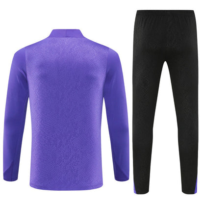 Conjunto morado del Barcelona 25/26